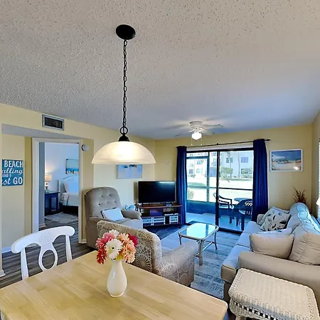 Ocean Village Club A17